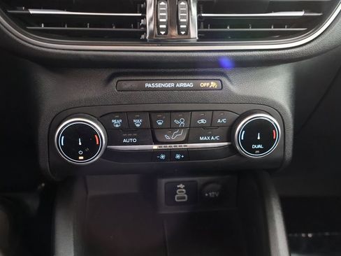Used 2025 Ford Escape Active AWD/4WD image 43