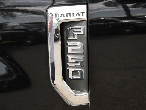 Used 2019 Ford F250 Lariat w/ Lariat Ultimate Package image 49