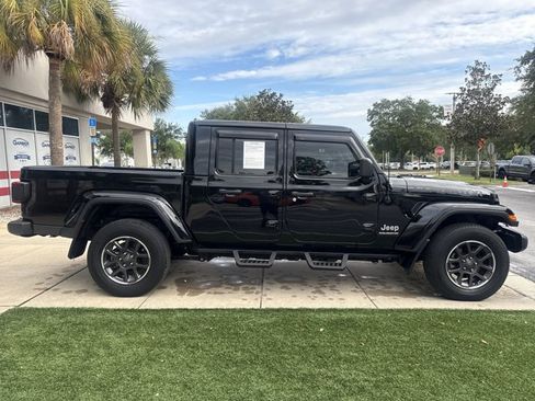 Used 2023 Jeep Gladiator Overland w/ LED Lighting Group AWD/4WD image 2