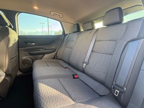 Used 2023 Nissan Ariya VENTURE+ image 23