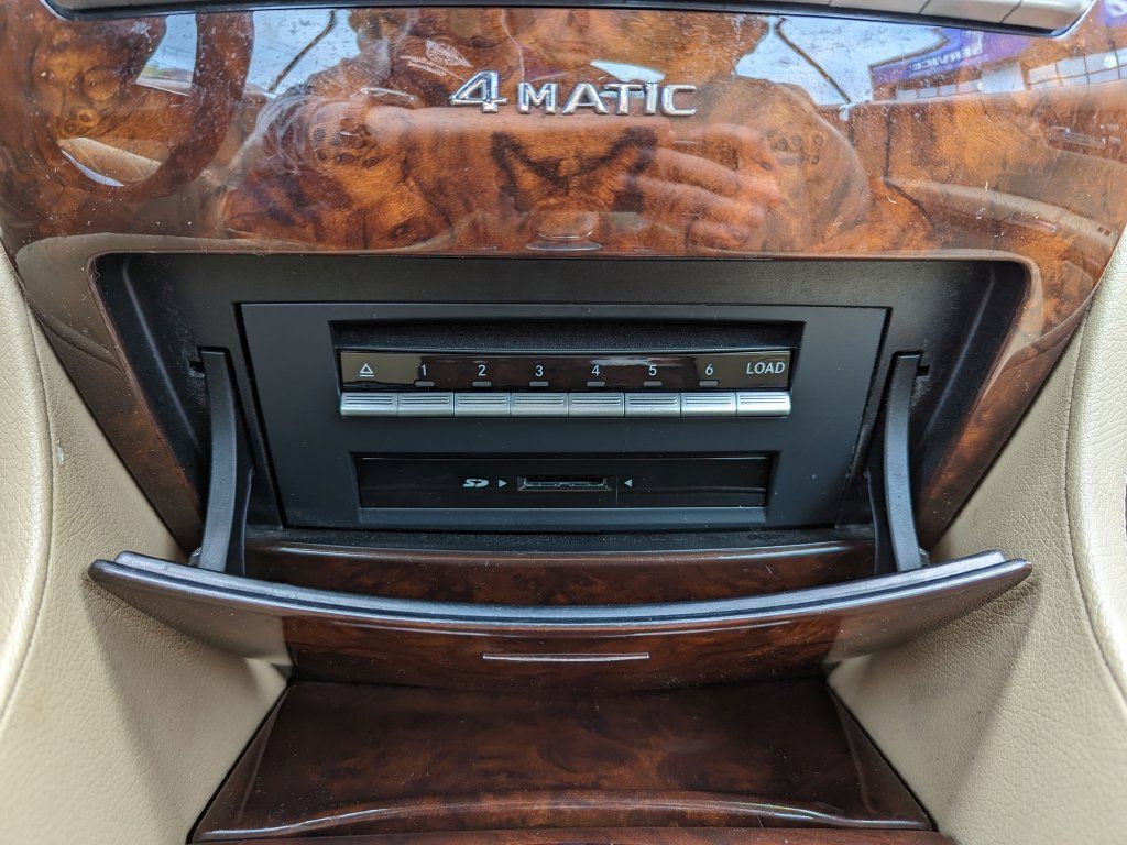 Used 2013 Mercedes-Benz CL 550 4MATIC image 26