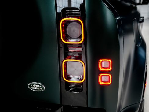 Used 2023 Land Rover Defender 110 X image 48