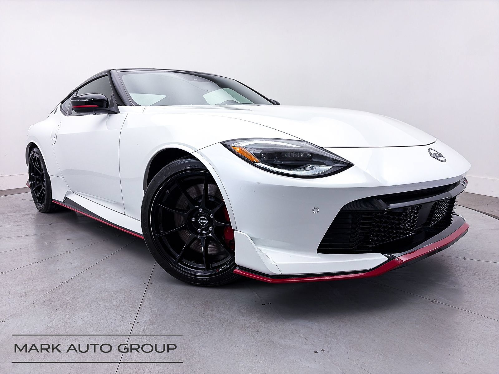 Used 2024 Nissan Z NISMO w/ Floor Mat Package RWD image 1