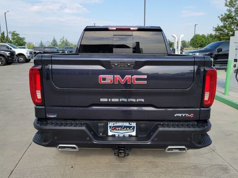 Used 2023 GMC Sierra 1500 AT4 w/ AT4 Preferred Package AWD/4WD image 10