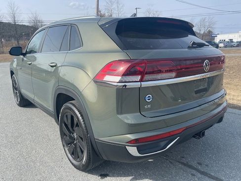New 2026 Volkswagen Atlas Cross Sport SE AWD/4WD image 2