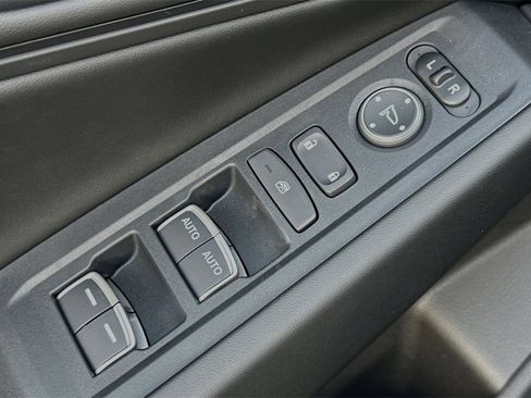 New 2025 Honda Accord SE image 12