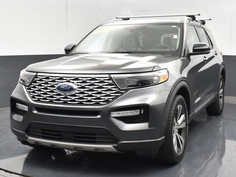 Used 2020 Ford Explorer Platinum w/ Premium Technology Package AWD/4WD image 12
