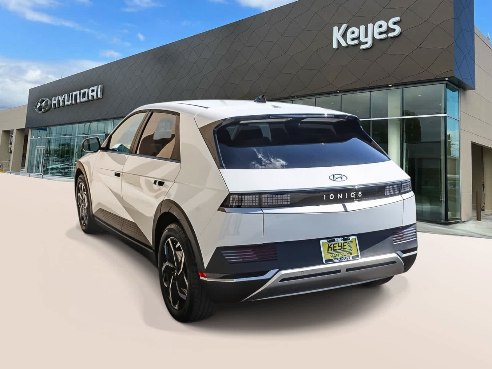 Certified 2024 Hyundai Ioniq 5 SE RWD image 7