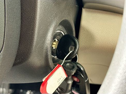 Used 2019 Hyundai Elantra SEL FWD image 16