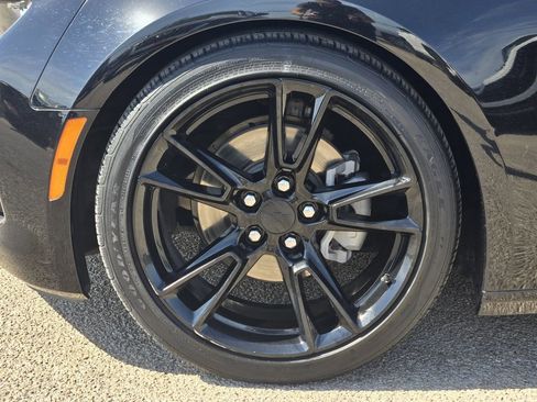 Used 2021 Chevrolet Camaro LT w/ RS Package image 11