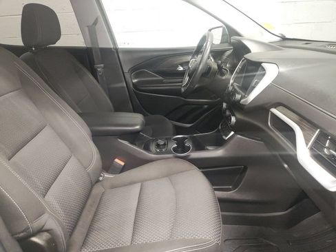 Used 2023 GMC Terrain SLE w/ Driver Convenience Package FWD image 7