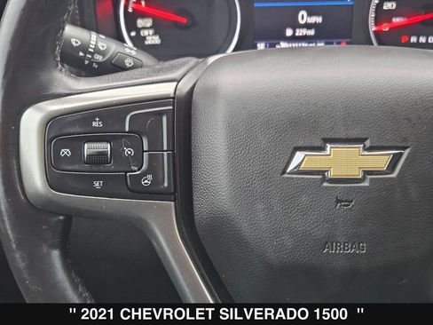 Used 2021 Chevrolet Silverado 1500 LT w/ Convenience Package II AWD/4WD image 24