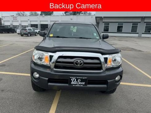 Used 2010 Toyota Tacoma 4x4 Double Cab image 3