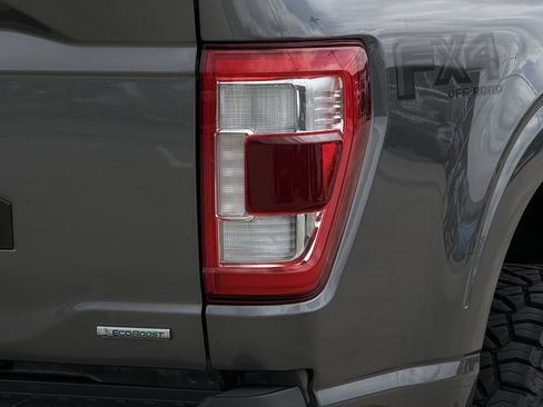 Used 2022 Ford F150 Lariat w/ Equipment Group 502A High AWD/4WD image 11