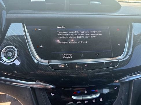 Used 2020 Cadillac XT6 Premium Luxury AWD/4WD image 10