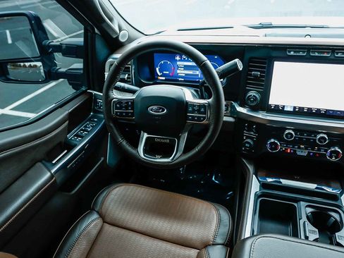 Used 2024 Ford F350 King Ranch w/ FX4 Off-Road Package image 14