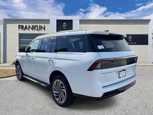 New 2026 Lincoln Navigator Premiere AWD/4WD image 5