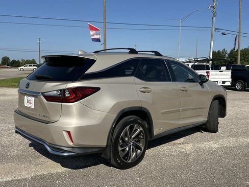 Used 2019 Lexus RX 450hL Luxury image 8