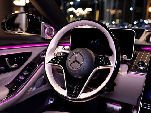 Used 2025 Mercedes-Benz Maybach S 680 4MATIC image 14