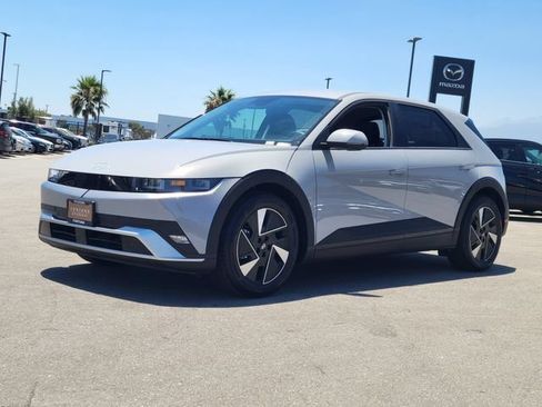New 2026 Hyundai Ioniq 5 SE RWD image 2