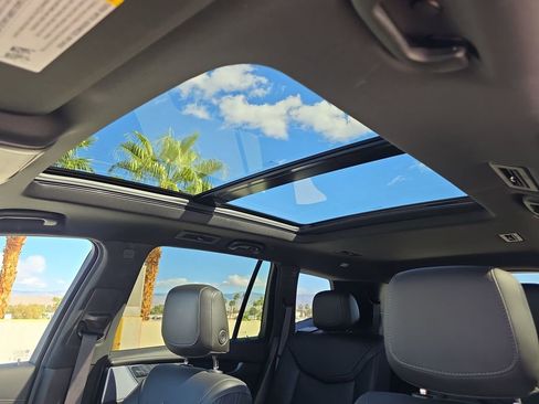 Certified 2024 Cadillac XT6 Premium Luxury w/ LPO, Floor Liner Package image 19