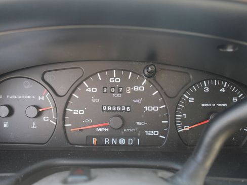 Used 2001 Ford Taurus LX FWD image 13