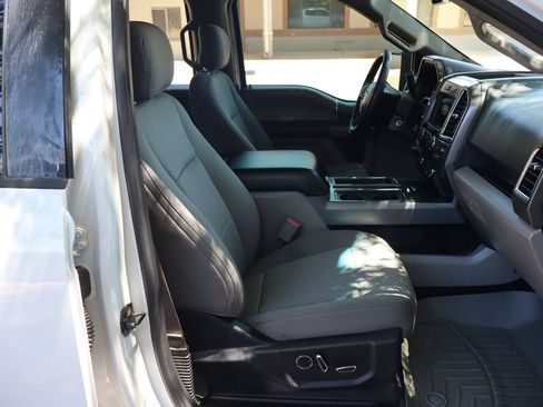 Used 2017 Ford F150 XLT w/ Equipment Group 302A Luxury AWD/4WD image 22