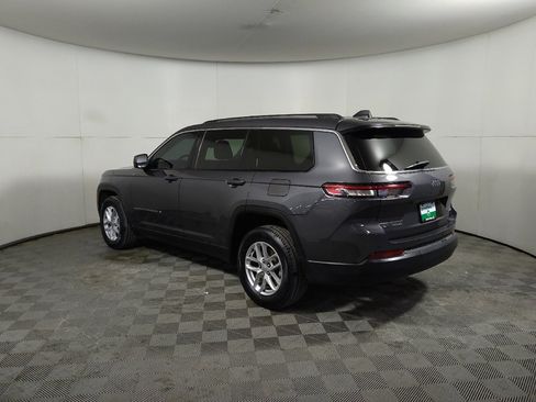 Used 2021 Jeep Grand Cherokee L Laredo w/ Luxury Tech Group I image 3