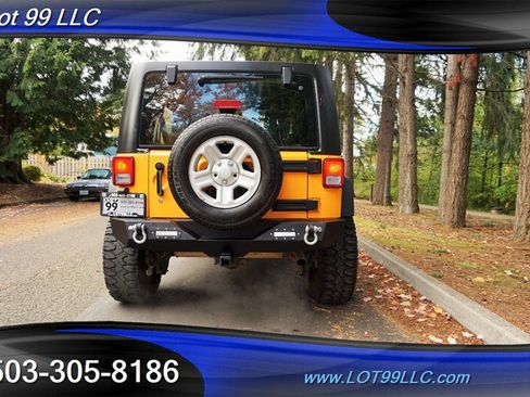 Used 2012 Jeep Wrangler Unlimited Sport AWD/4WD image 10