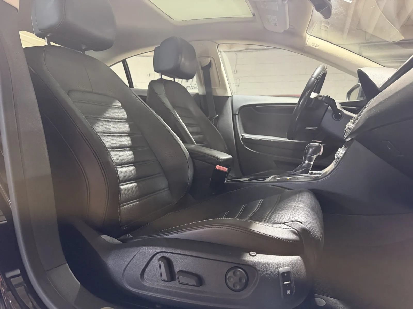 Used 2013 Volkswagen CC Executive AWD/4WD image 10