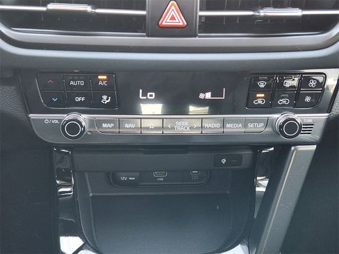 New 2026 Kia Seltos SX image 14