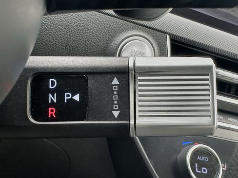 Used 2025 Hyundai Sonata SEL FWD image 29
