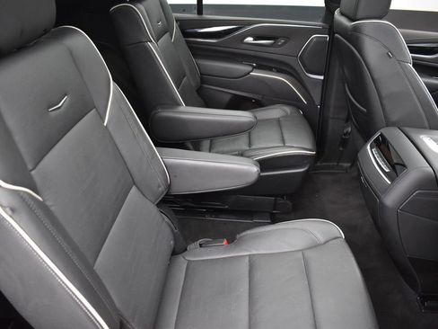 Certified 2024 Cadillac Escalade Sport w/ Touring Package image 36