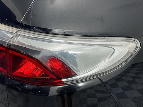Used 2024 Buick Enclave Premium AWD/4WD image 33