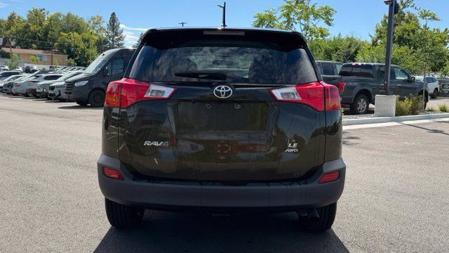 Used 2013 Toyota RAV4 LE AWD/4WD image 4