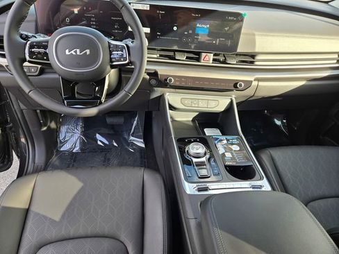 New 2026 Kia Carnival SX image 25