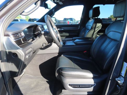 Used 2024 Jeep Grand Wagoneer L Series II w/ Quick Order Packagew 28T AWD/4WD image 25