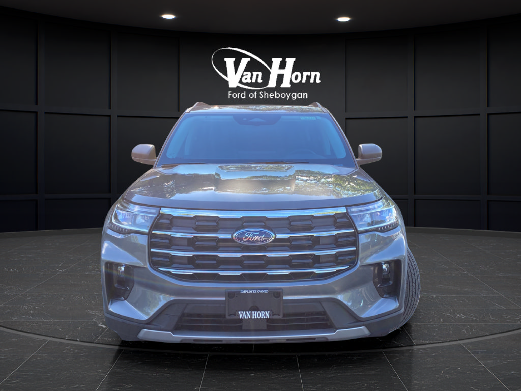 New 2026 Ford Explorer Active w/ Active Comfort Package AWD/4WD image 2