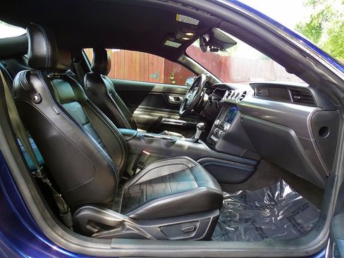 Used 2020 Ford Mustang GT Premium w/ GT Performance Package RWD image 36