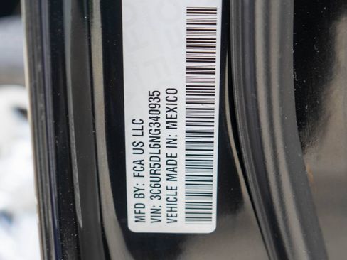 Used 2022 RAM 2500 Big Horn w/ Cold Weather Group AWD/4WD image 36