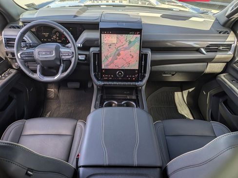 Certified 2025 GMC Yukon Elevation image 19