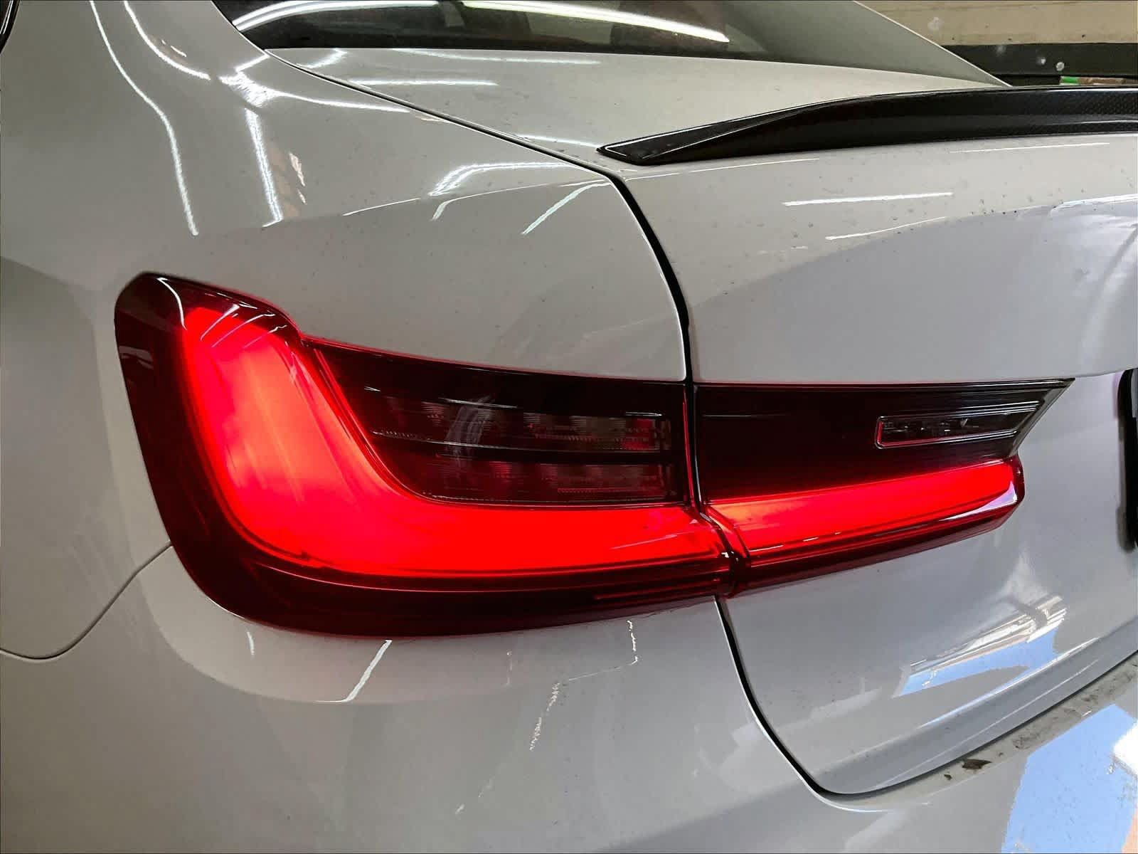 Used 2025 BMW M3 w/ M Carbon Exterior Package RWD image 31
