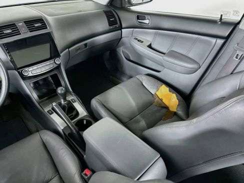Used 2005 Honda Accord EX-L image 11