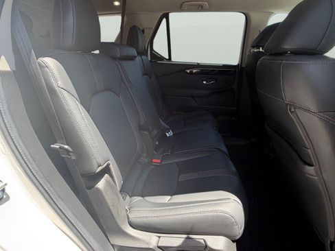 Used 2024 Honda Pilot EX-L image 16