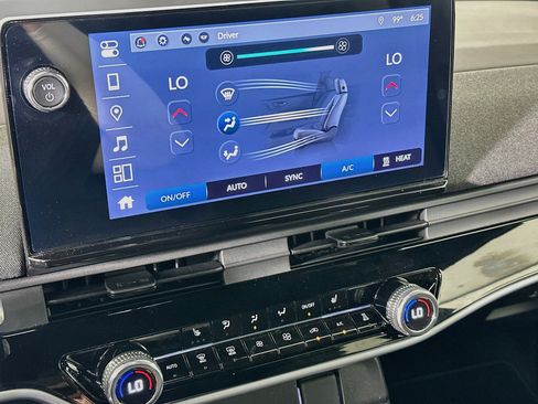 Used 2024 Honda Prologue EX image 24