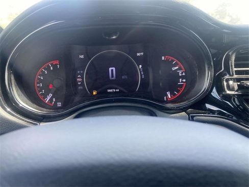 Used 2022 Dodge Durango GT image 28