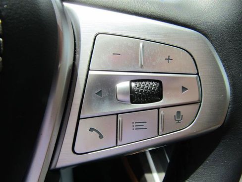 Used 2024 BMW X7 xDrive40i w/ Premium Package image 19