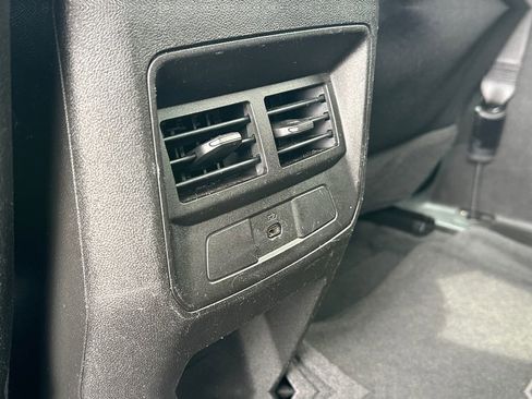 Used 2024 Chevrolet Colorado LT w/ LT Convenience Package RWD image 21