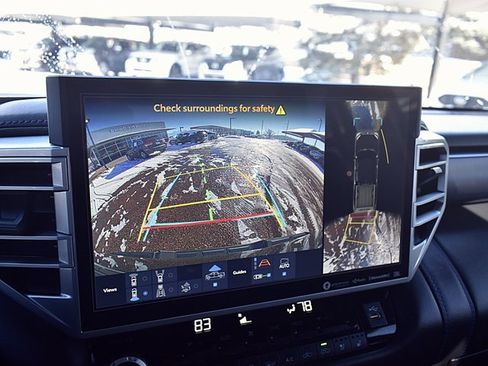 Used 2023 Toyota Tundra Platinum image 36