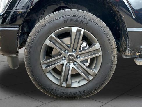 Used 2022 Ford F150 XLT w/ Equipment Group 302A High AWD/4WD image 11